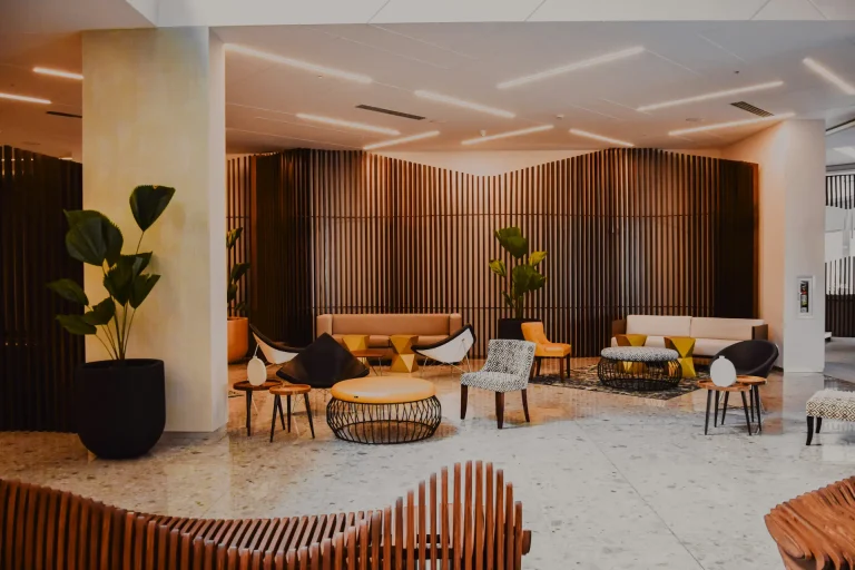 Szállodai állások: recepcióstól a hotelvezetőig